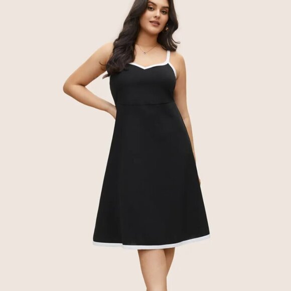 BloomChic Contrast Trim Adjustable Straps Dress - Picture 3 of 4